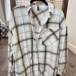 H&M Cream Oversized Plaid Button Down (Size XS)